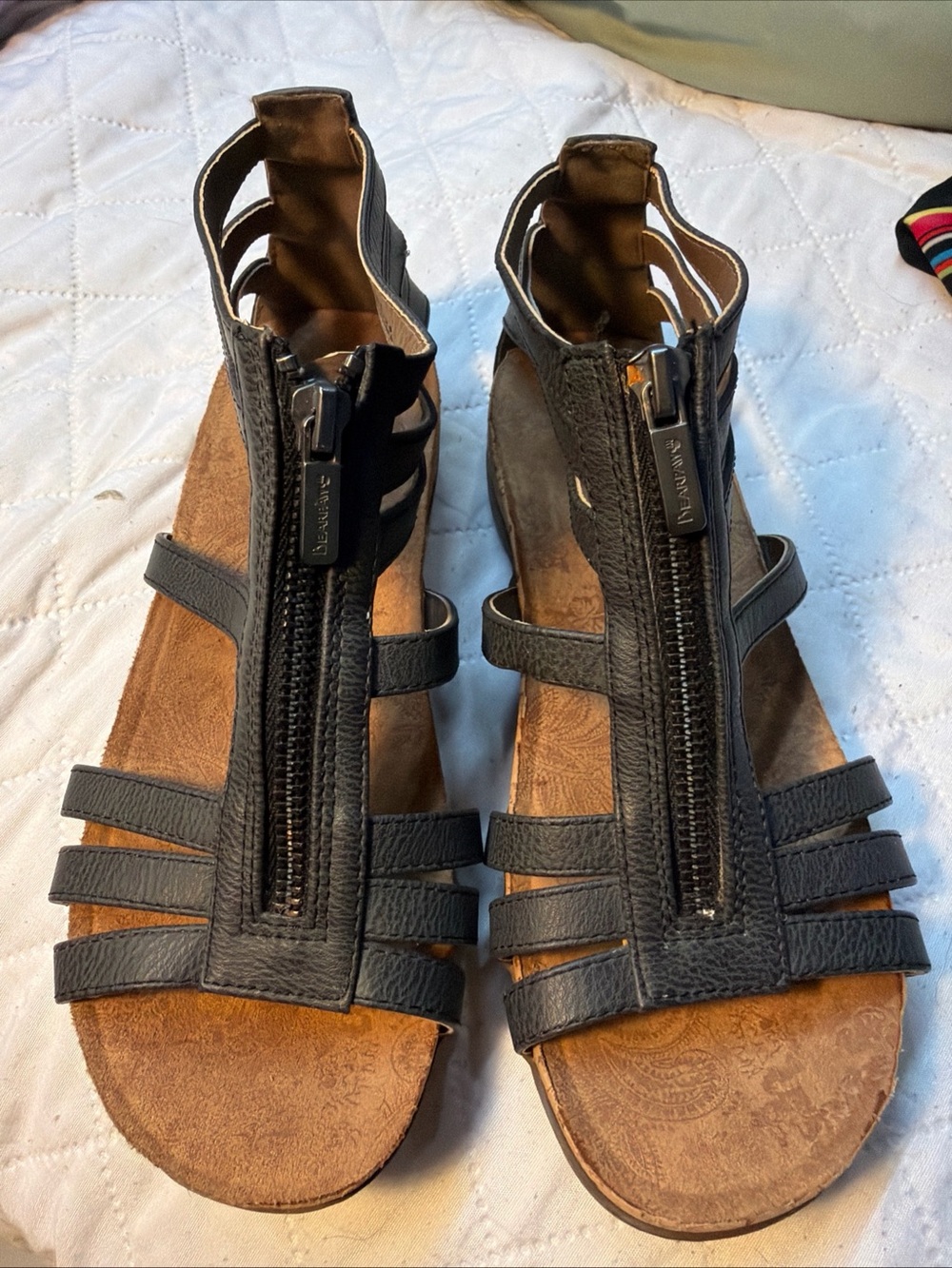 BearPaw Pewter size 7  Strappy Front-Zip Women’s Sandals